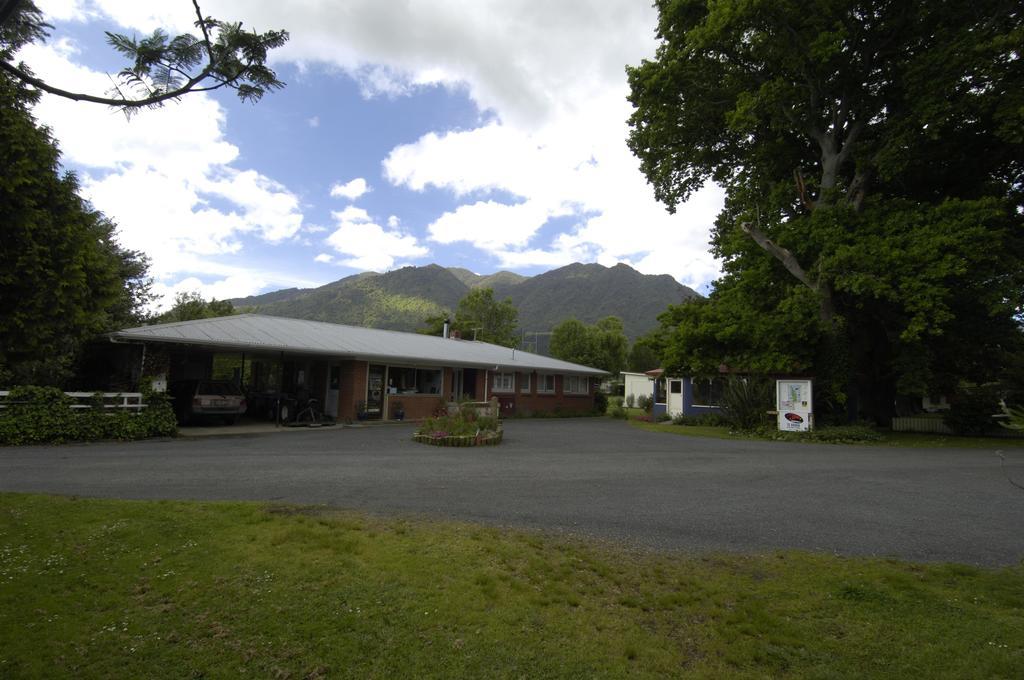 Te Aroha Holiday Park And Motels Buitenkant foto